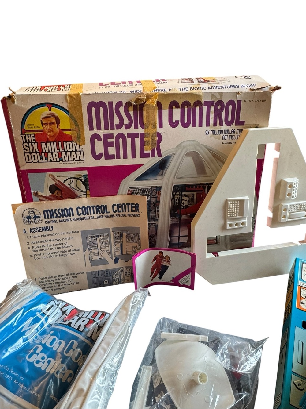 The Six Million Dollar Man Mission Control Center Playset Vintage - Picture 10 of 11